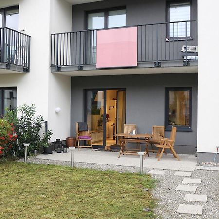ורשה Relax&Comfort New Waw 50 Sqm With Terrace, Garden, Free Parking And Ac מראה חיצוני תמונה