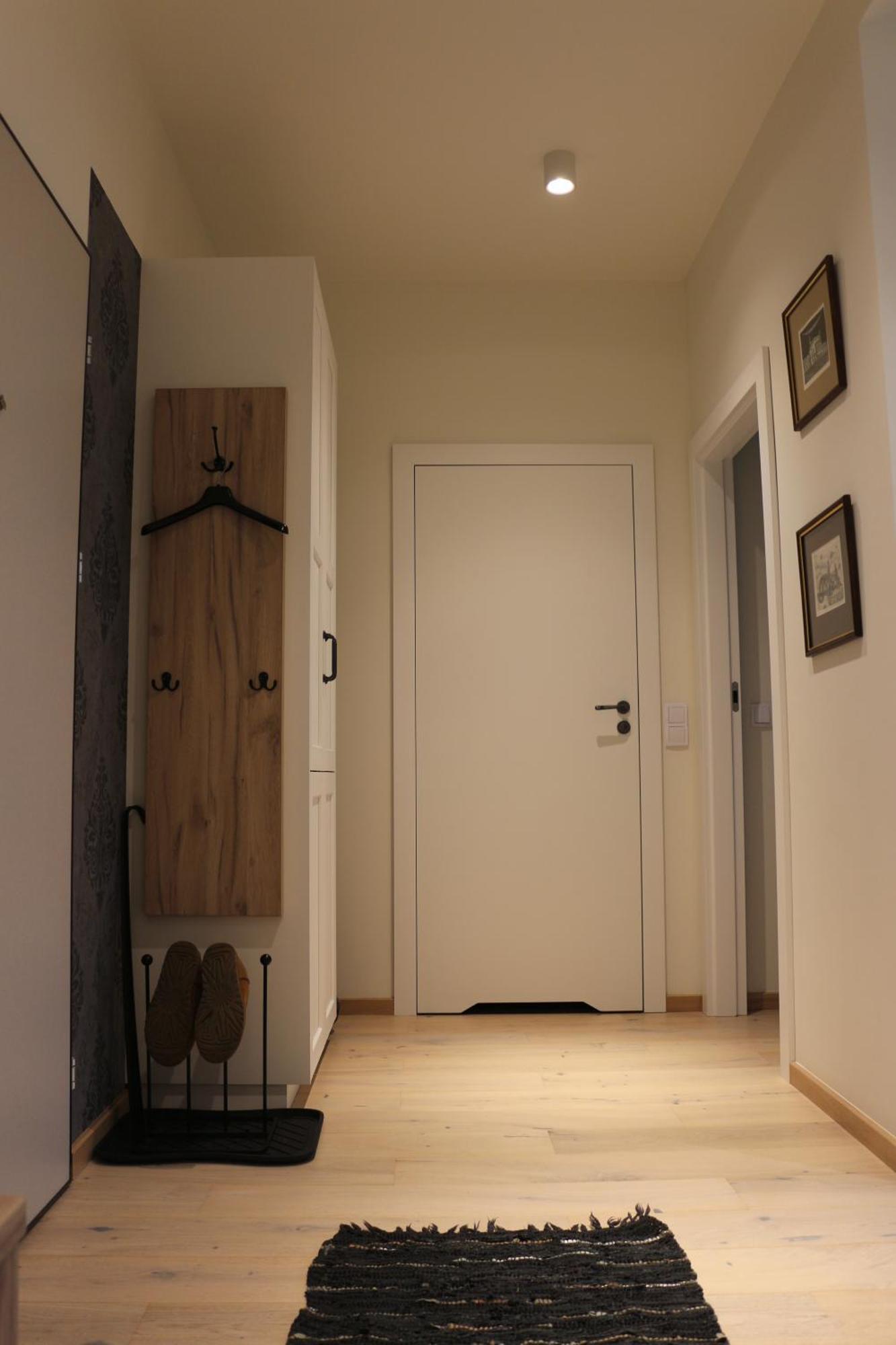 ורשה Relax&Comfort New Waw 50 Sqm With Terrace, Garden, Free Parking And Ac מראה חיצוני תמונה